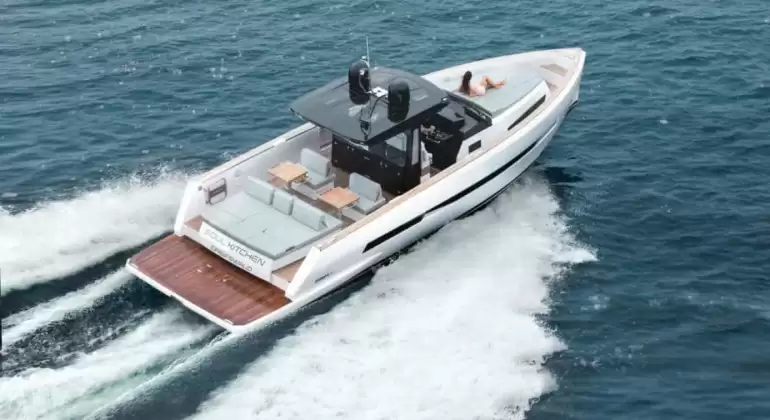 Motorboat Rental in Monaco – Fjord 42 Open with Captain