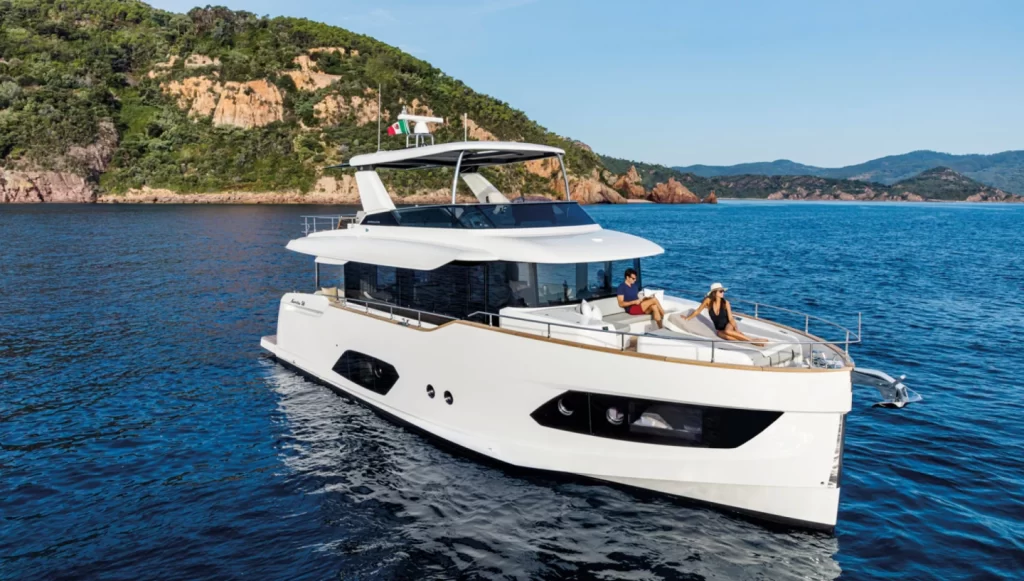 Azimut 60 Fly - Monaco Yacht Rentals