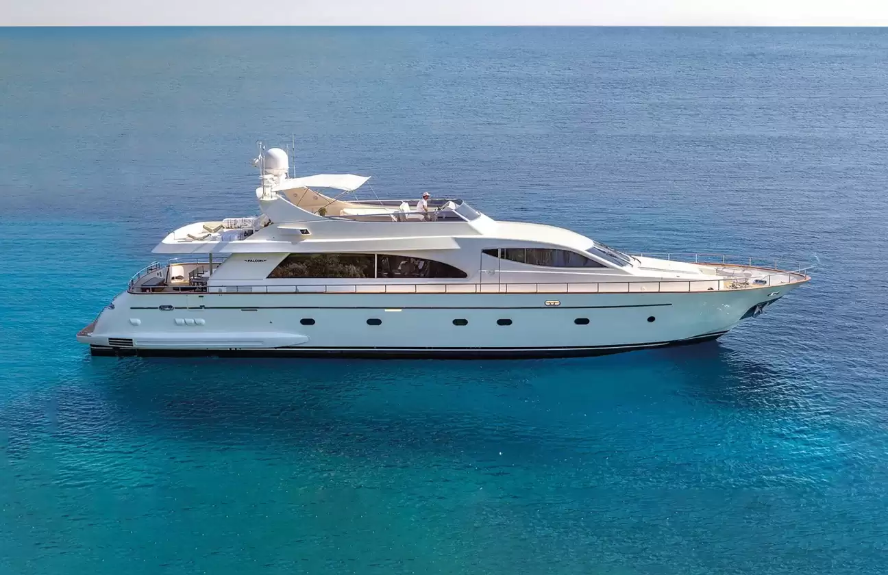 Rent Falcon 86 Luxury Yacht in Monaco-Ville – 86ft Yacht with Captain (2022)