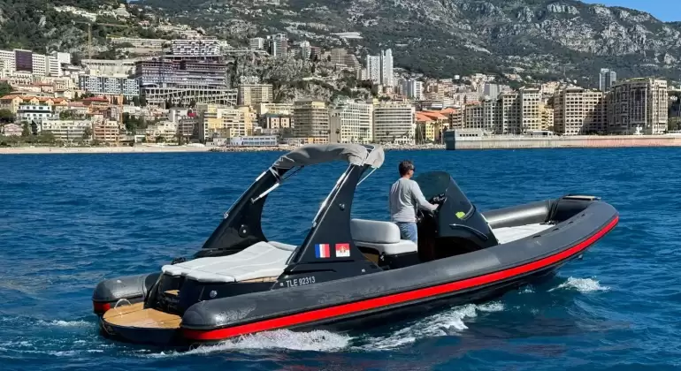 Luxury Boat Rental Monaco Diesel Inboard