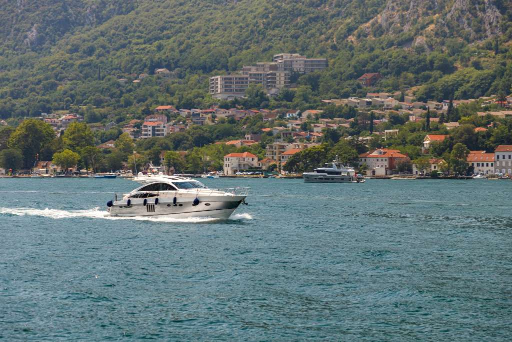 Business Retreat Yacht Experience in Monaco for Elite Corporate Gatherings - Monaco Yacht Rentals