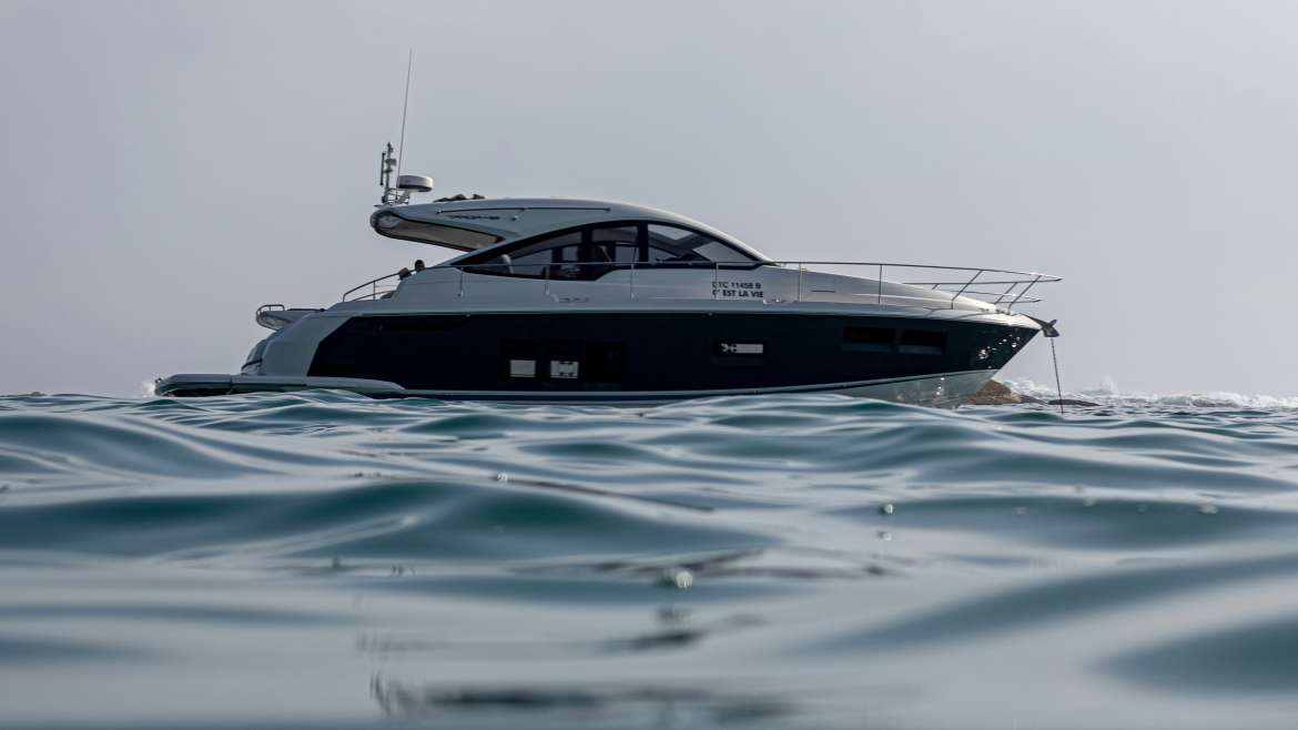 Yacht Charter Mistakes Guide in Monaco for High-End Travelers